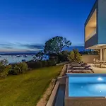 Stunning In Μεντουλίν