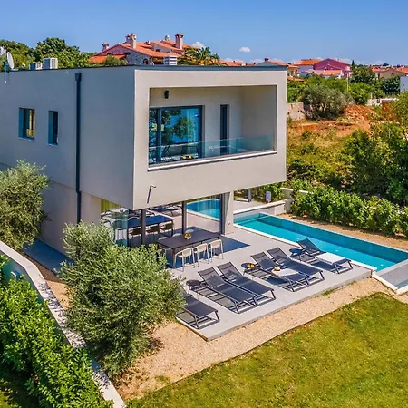 Cozy In Holiday home *